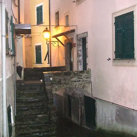 Borgo Antico Flat Varese Ligure