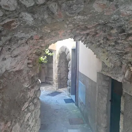 Borgo Antico Flat Varese Ligure